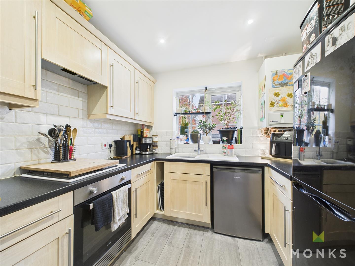 60 The Chestnuts, Shrewsbury, SY5 6JH For Sale